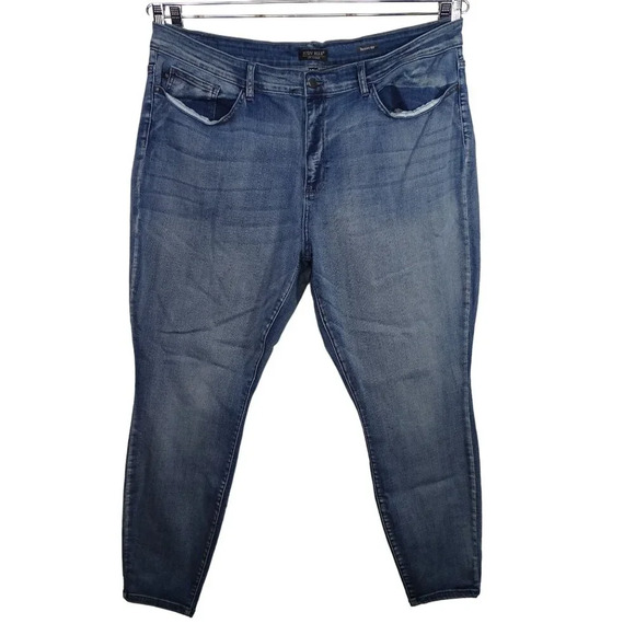 Judy Blue Skinny Fit Denim Jeans Women Plus Size 24W Blue Light Wash JB82190LT - Picture 1 of 10